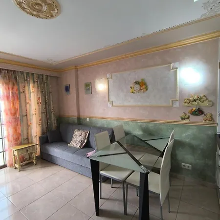 Parque Royal 2 Адехе